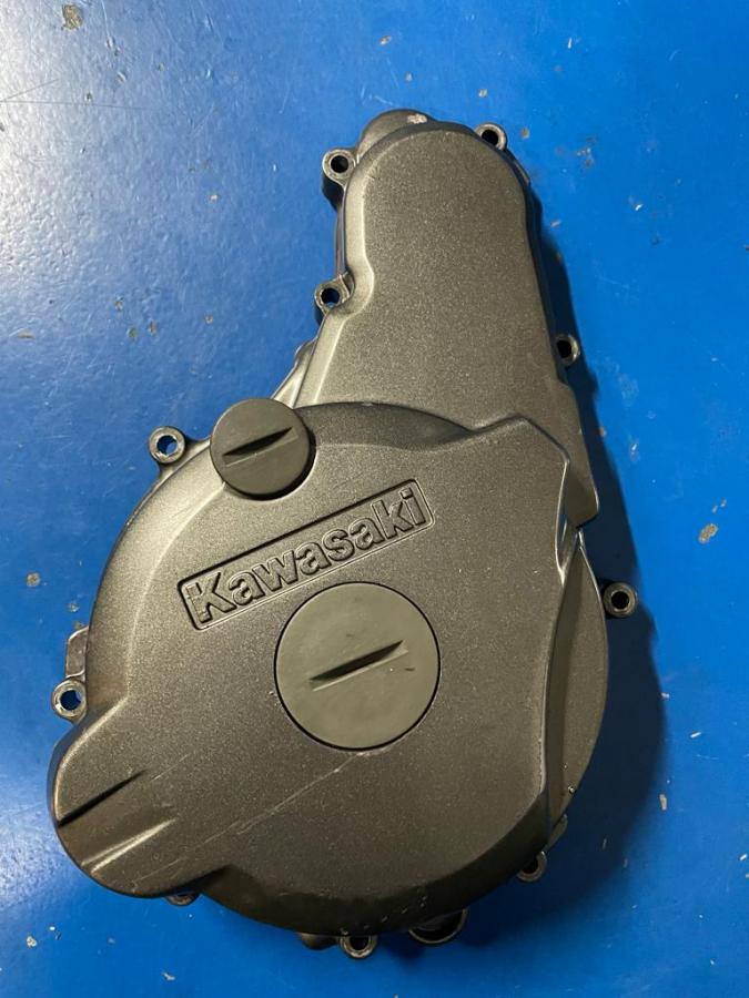 Tapa alternador estator Kawasaki KLR 650