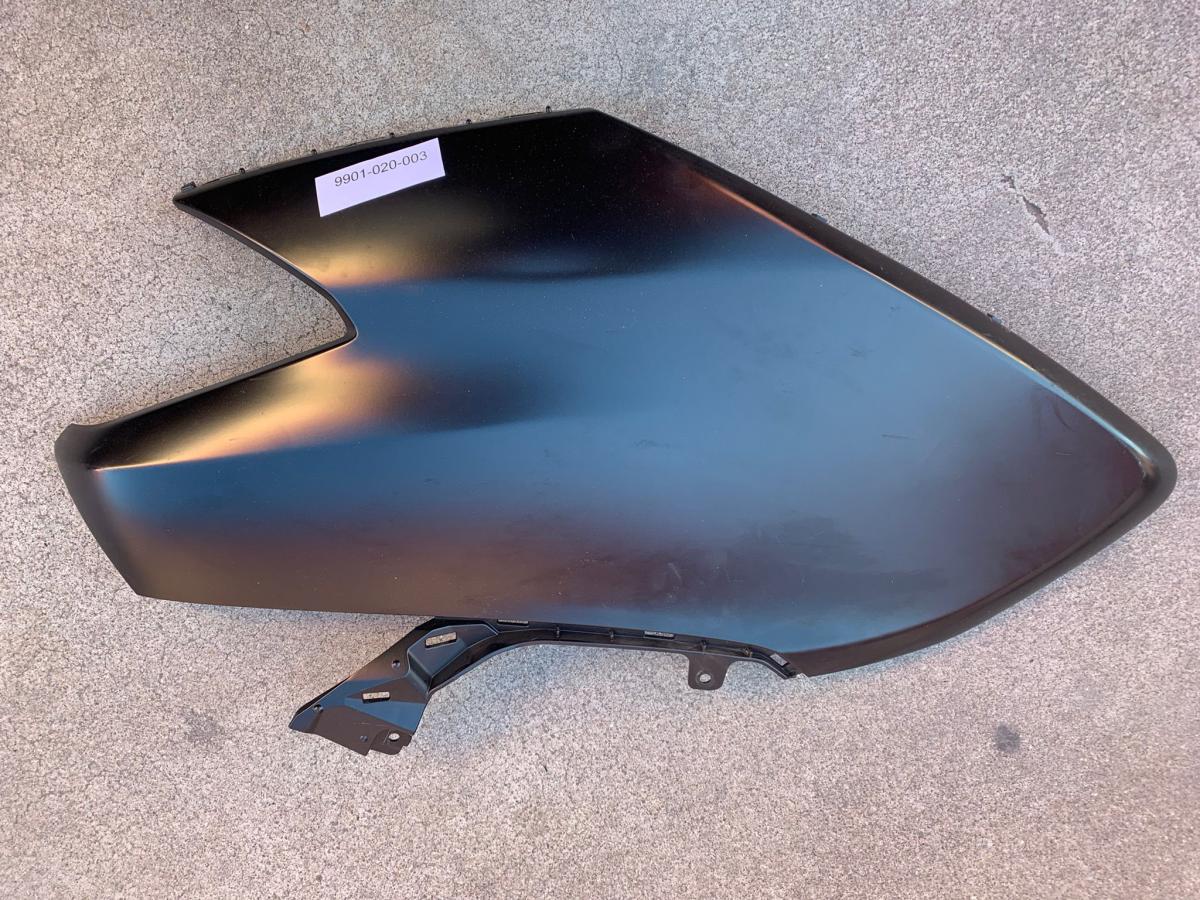 Frontal lateral izquierdo Yamaha TMax 530 2017 2018 2019 T-Max negro MotoRecuperados