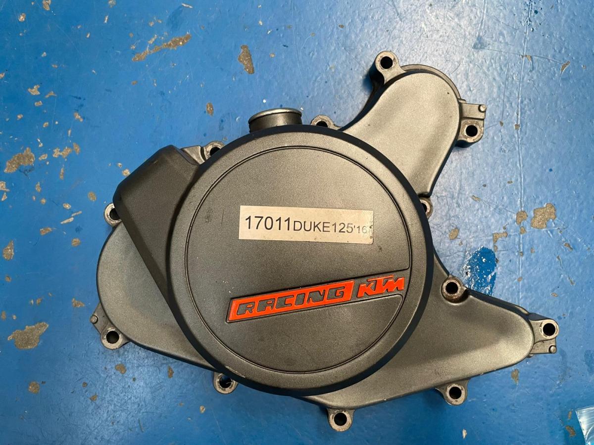 Tapa estator KTM Duke 125 alternador