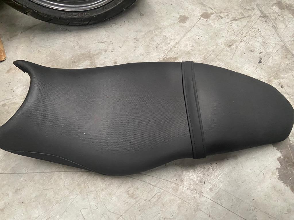 Asiento Street Triple 675 2013 2014 2015 2016