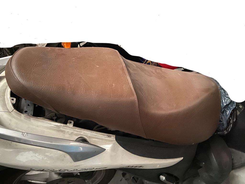 Asiento Suzuki Sixteen 125